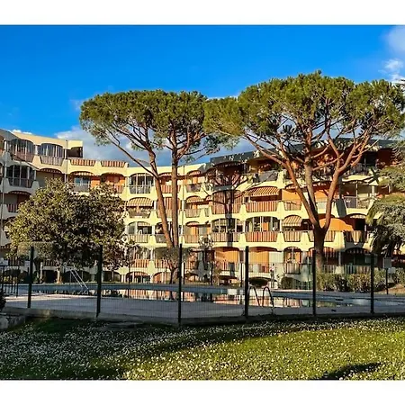 Dolce Proche Cannes T2 Standing Avec Piscines *